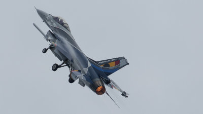 8V9C3513.jpg