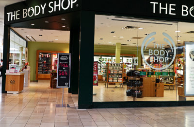 IMG_0037 Body shop ...
