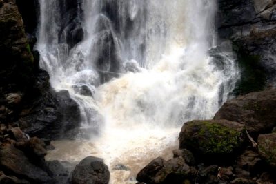 Valarakutha Waterfall