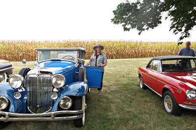 Waymire reunion-s 9-8-2013--Donna 1931 Chrysler.jpg