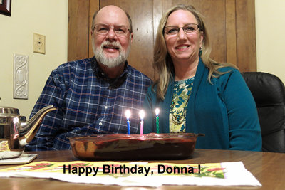 Donna's Birthday cake -s-3-2013  .jpg