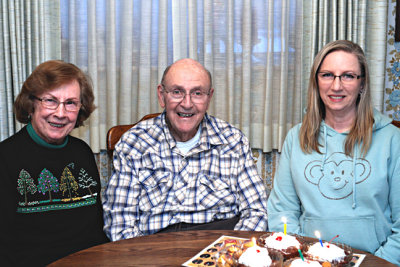 Donna_Birthday -s-2-28-20150.jpg
