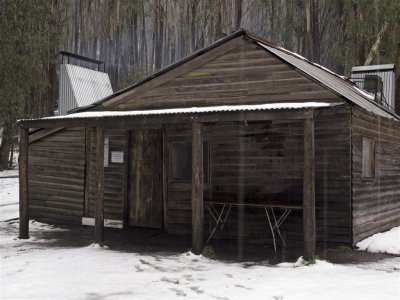 Razorback Hut_8774