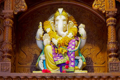 Oh Ganesha bring me good Luck!