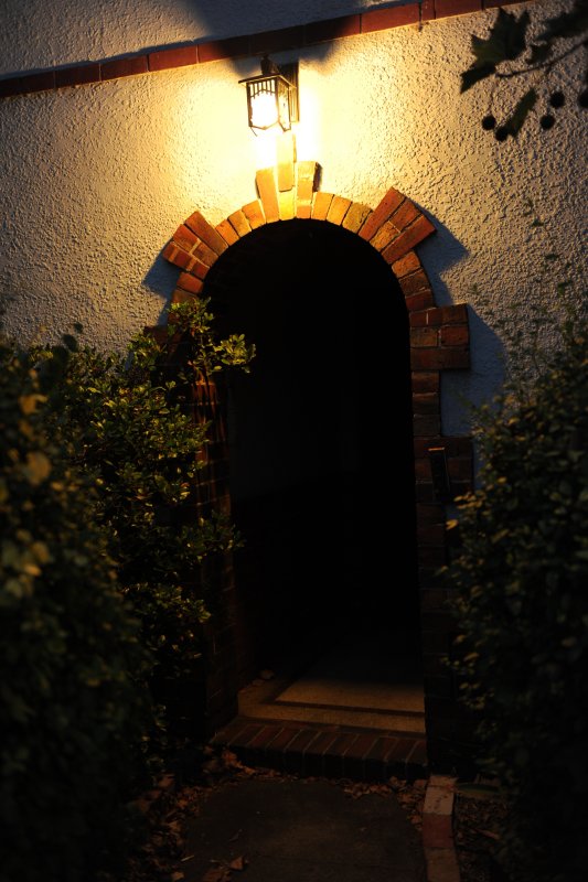 homely door