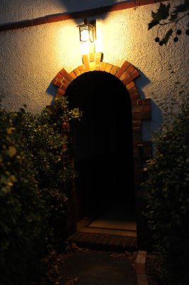 homely door