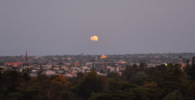 big moon over Richmond and Kew