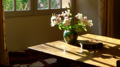 dining room window seat.jpg