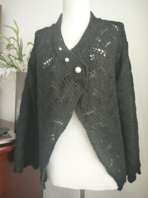 #219 Black wool cardigan