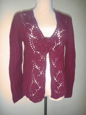#98 red cotton cardigan with flower