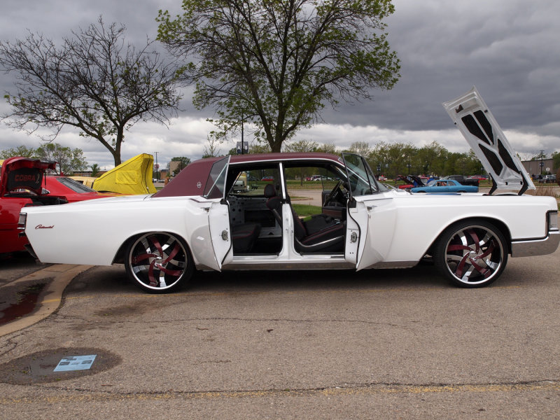A Lincoln With Suicide Doors...