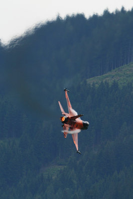 F-16 DEMO TEAM