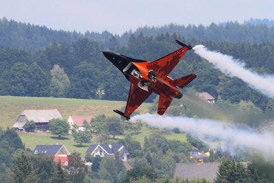 F-16 DEMO TEAM