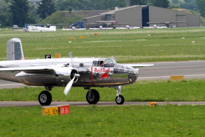 NORTH AMERICAN B-25J MITCHELL AIRPOWER 2013