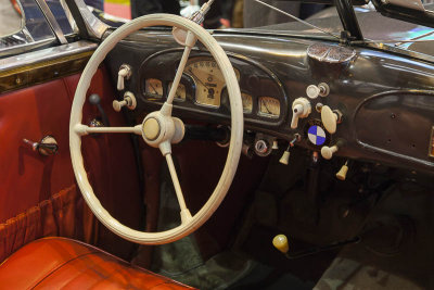 Retromobile 2015-7530l.jpg