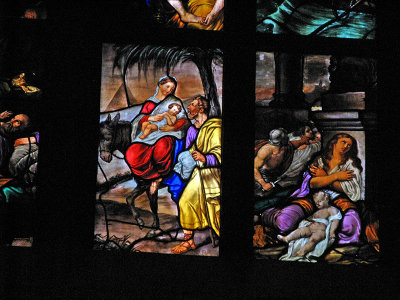 Stained  glass, close-up .. 3771