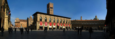 Piazza Maggiore and Piazza del Nettuno .. 4850_1_3