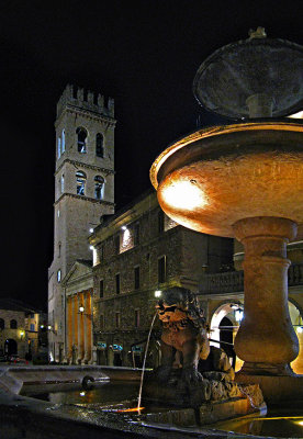 Fontana del Comune,Piazza del Comune ..  A4320