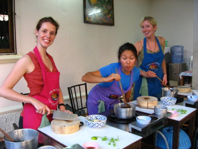 outdoor thai cooking class