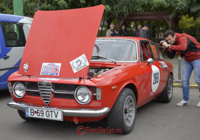 Alfa-Romeo-Retro Parada Toamnei.JPG