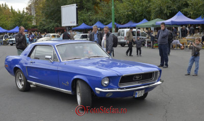 Ford-Mustang-Retro Parada Toamnei.JPG
