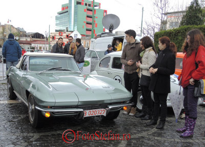 retroparada-primaverii-chevrolet-stingray.JPG