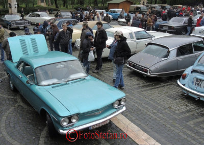 retroparada-primaverii2014-chevrolet-corvair-2.JPG