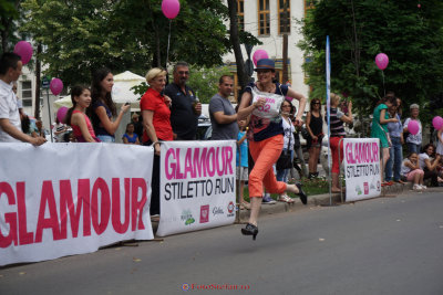 GLAMOUR-Stiletto-Run-10.JPG