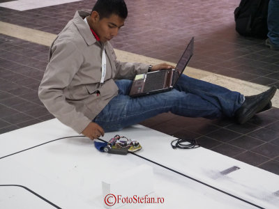 robochallenge-politehnica-2014-5.JPG