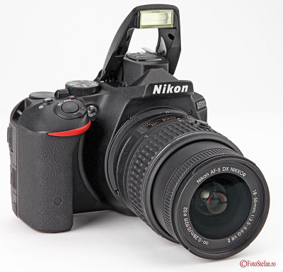 Nikon D5500 and 18-55mm VR