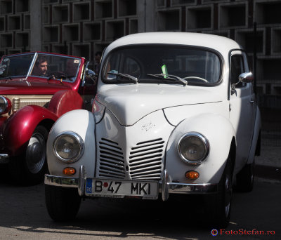 Retro-Parada-Primaverii-Bucuresti-8.JPG