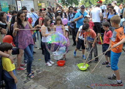 Bubble-Parade-Bucharest-11.JPG