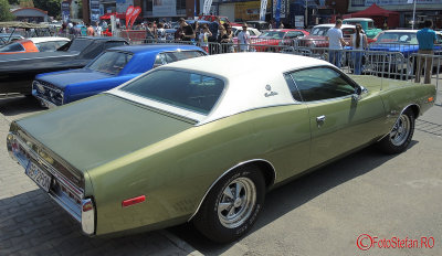 Retro-American-Muscle-Cars-charger.JPG
