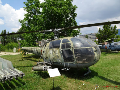 muzeul-aviatiei-bucuresti-IAR316-3.JPG