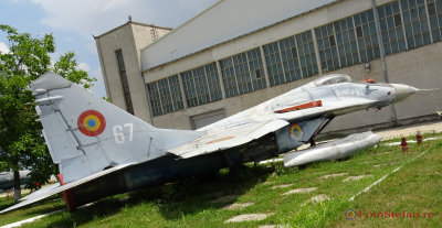 muzeul-aviatiei-bucuresti-MIG29-Sniper-12.JPG