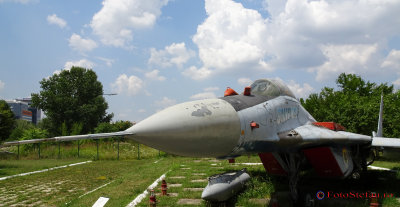 muzeul-aviatiei-bucuresti-MIG29-Sniper-5.JPG