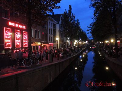 amsterdam-summer-vara-red-light-district-3.JPG