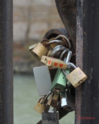 love-locks-lacatele-iubirii-roma-italia-11.jpg