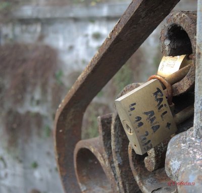 love-locks-lacatele-iubirii-roma-italia-16.jpg
