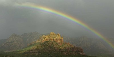 Snoopy rainbow pano 4674.jpg