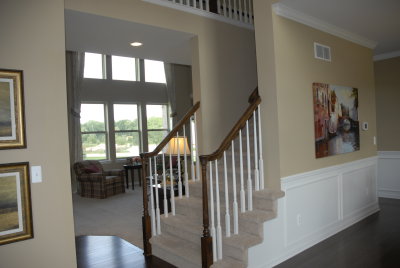 4 Foyer to Family Room