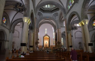 The Manila Cathedral's main altar.