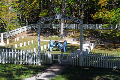 IMG_9060 MI Fort Mackinac Post Cemetery.jpg