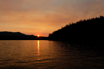 IMG_1847 Diamond Lake smokey sunset.jpg