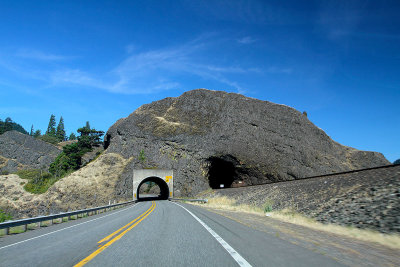 IMG_4583 Washington Highway 14 tunnels.jpg
