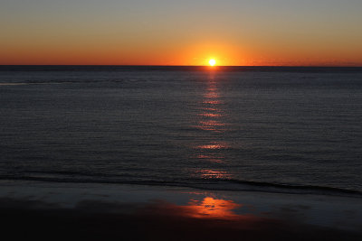 EE5A5313 Sunrise reflections.jpg