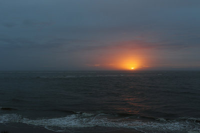 EE5A6501 Cloudy sunrise.jpg