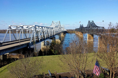 20151218_111142 Mississippi River at Vicksburg.jpg