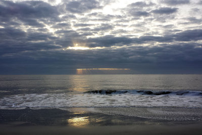 20151221_075024 Post sunrise reflection.jpg