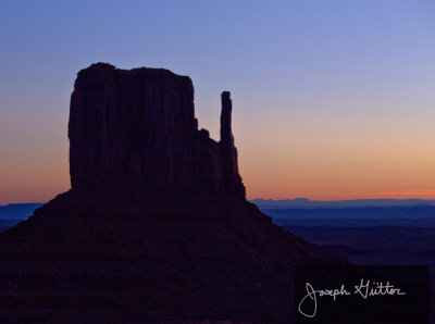 Eastern Mitten Contre Jour